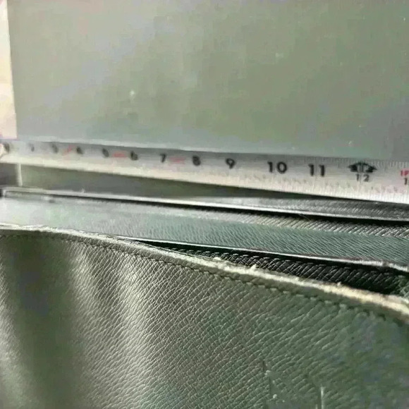 LOUIS VUITTON Taiga Pilot Case Oural Green Leather Vintage Oural Briefcase - Picture 4 of 16